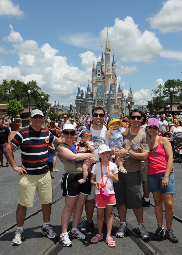 Parte da familia no Magic Kingdom