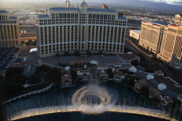 Bellagio_fountains_7