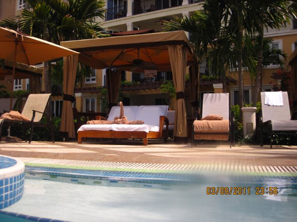 Cabanas na piscina