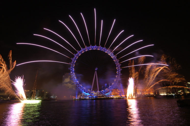 London-Eye-fireworks