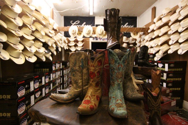 Botas e sapatos de cowboy autênticos na Paris Hatters