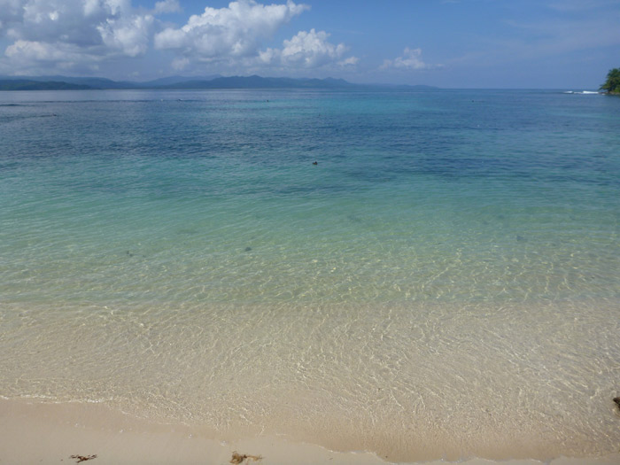 Ilha Iguana (Diadup): 50 tons de azul e verde