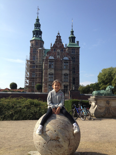 Julia e o Castelo de Rosenborg, Copenhague