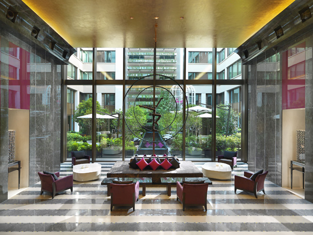 paris-hotel-lobby