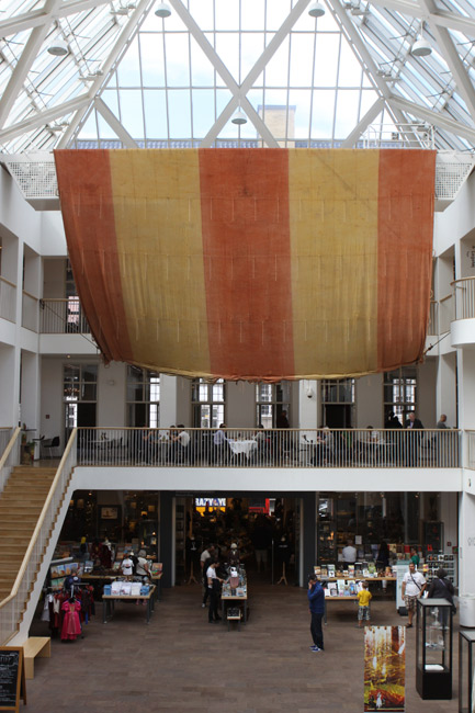 Vela viking no lobby do Nationalmuseet, Copenhague