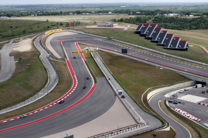 A curva 1 do Circuito das Américas vista da torre