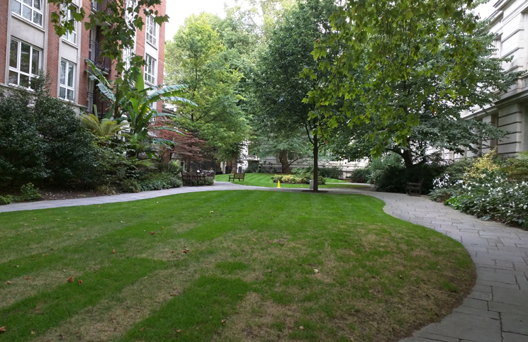 Postman's Park (1)