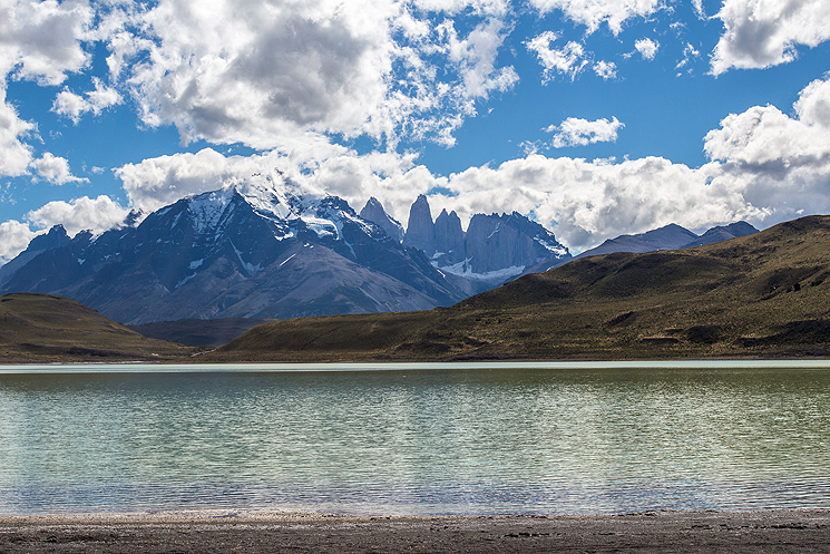 7.laguna_amarga_torres_del_paine_ao_fundo