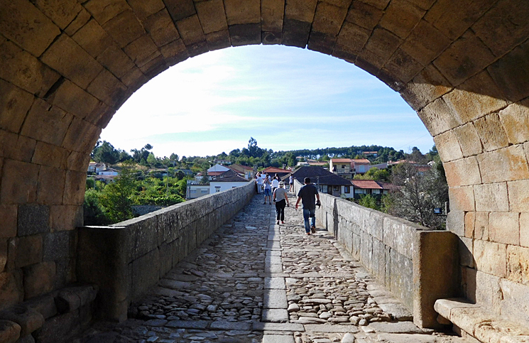 ponte-e-torre-de-ucanha-6