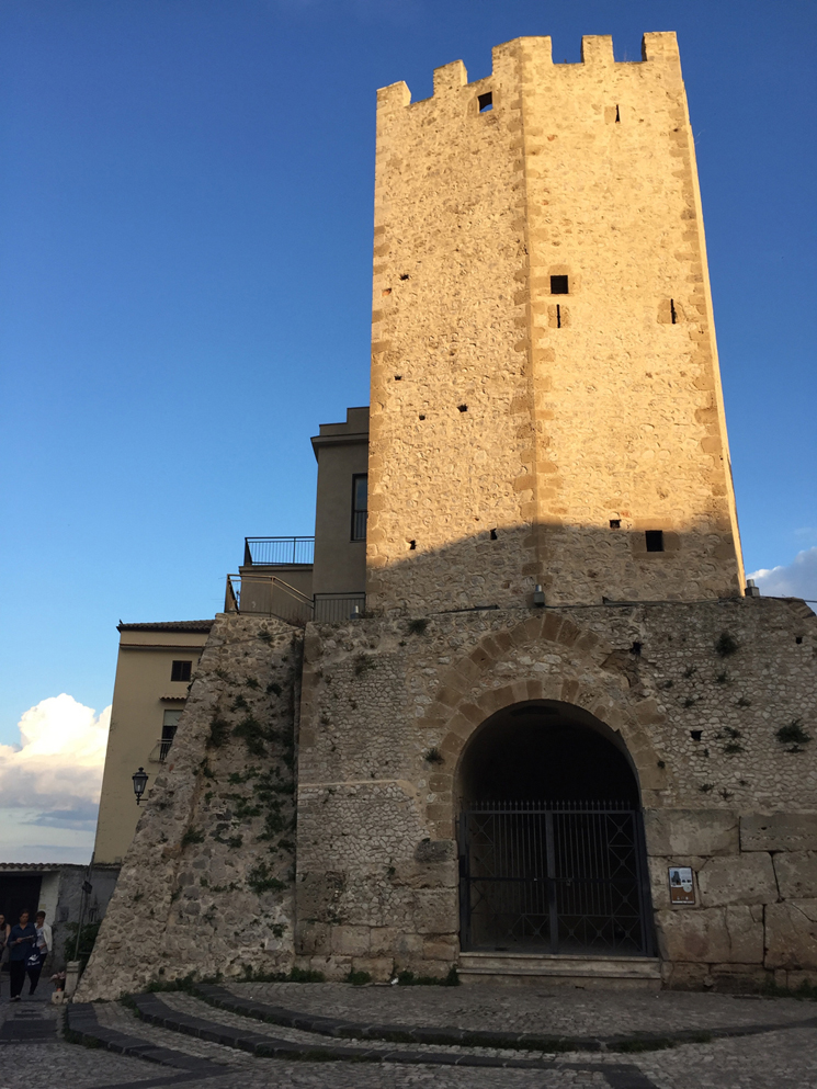 torre-de-castellone