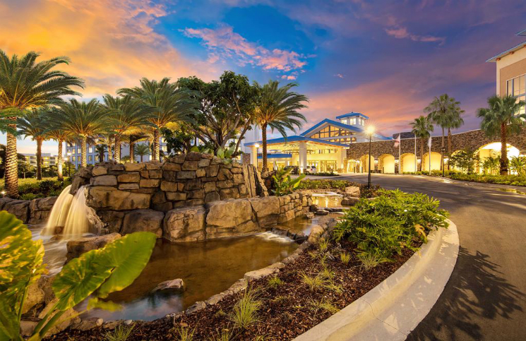 Universal's Loews Sapphire Falls Resort 